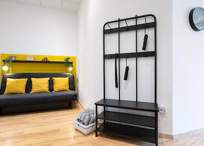 Lägenhet Big Central Near Rotkreuzplatz With 3 Bedroom For 12 Pax München