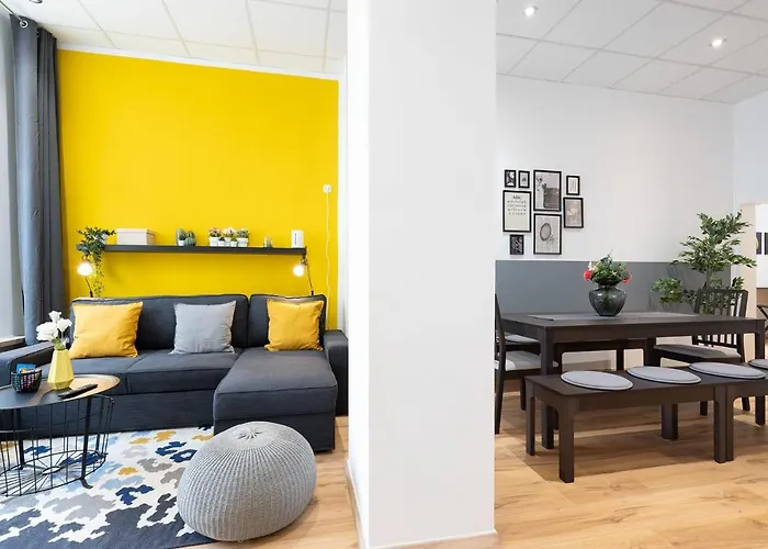 Lägenhet Big Central Near Rotkreuzplatz With 3 Bedroom For 12 Pax München