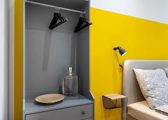 Lägenhet Big Central Near Rotkreuzplatz With 3 Bedroom For 12 Pax München